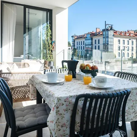 Riverview En Διαμέρισμα Llanes