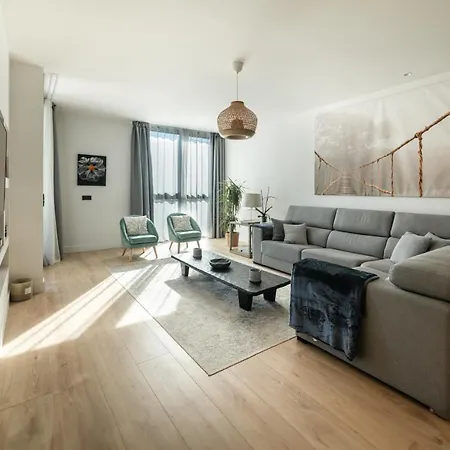 Riverview En Apartment